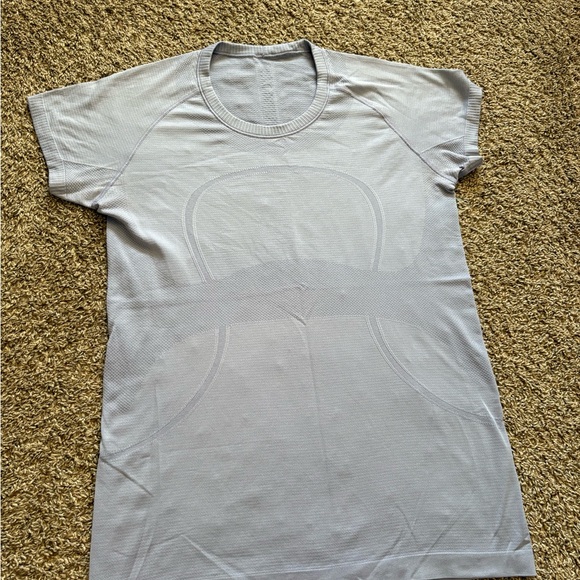 lululemon athletica Tops - Swiftly tech lululemon athletica Light purple Short Sleeve Tee